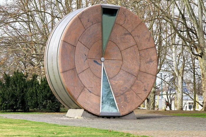 Hourglass - Hourglass, Information, The photo, Budapest, Just