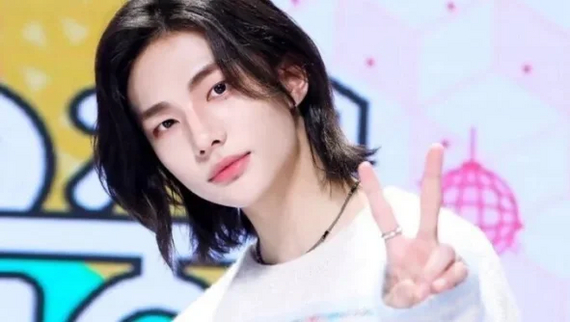 ո����� �� Stray Kids ���� ������������ Cartier