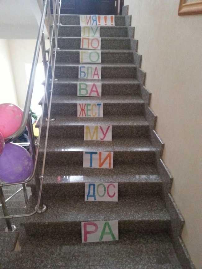 ���� ����