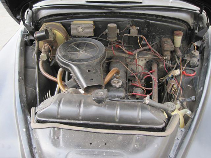 Под капотами многих «Побед» прописывались верхнеклапанные двигатели «Волг», а заодно и усилители тормозов