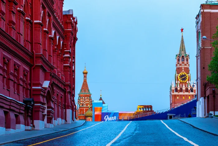 In May I photographed the Kremlin at sunset in anticipation of Victory Day - My, The photo, Street photography, City walk, Photo on sneaker, The park, Beginning photographer, Longpost