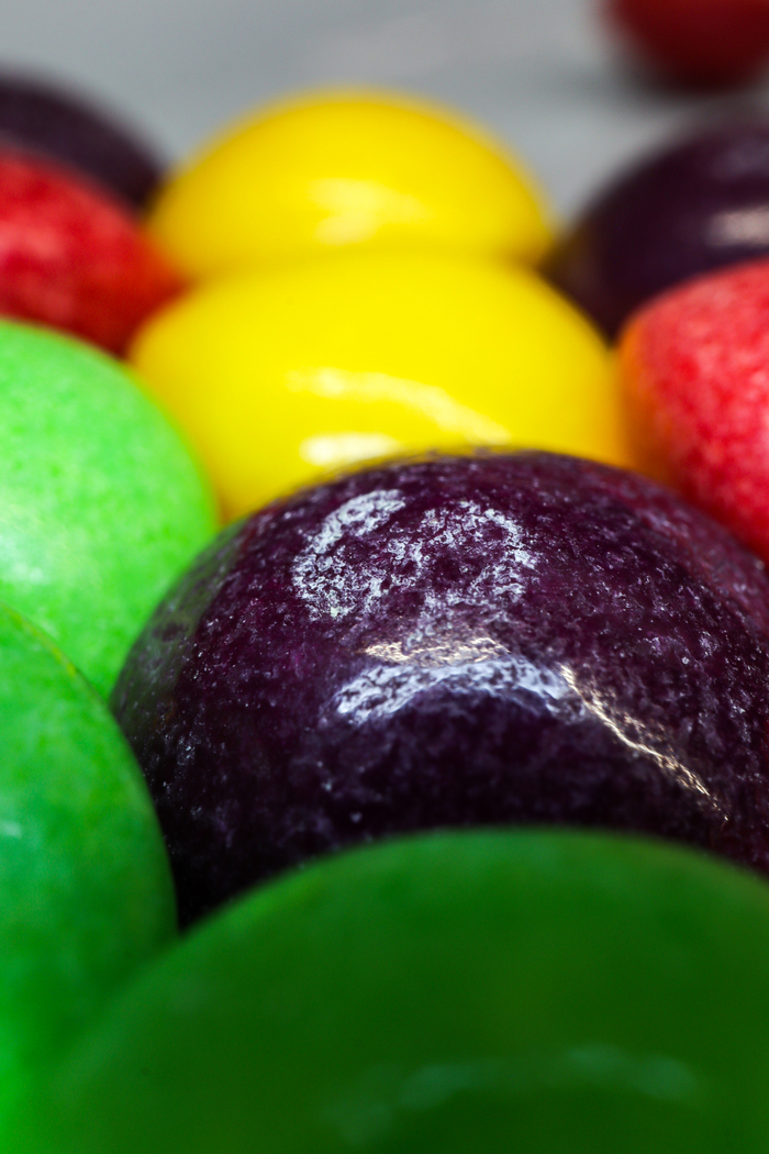 Нет, это не грудь Генри Кевила