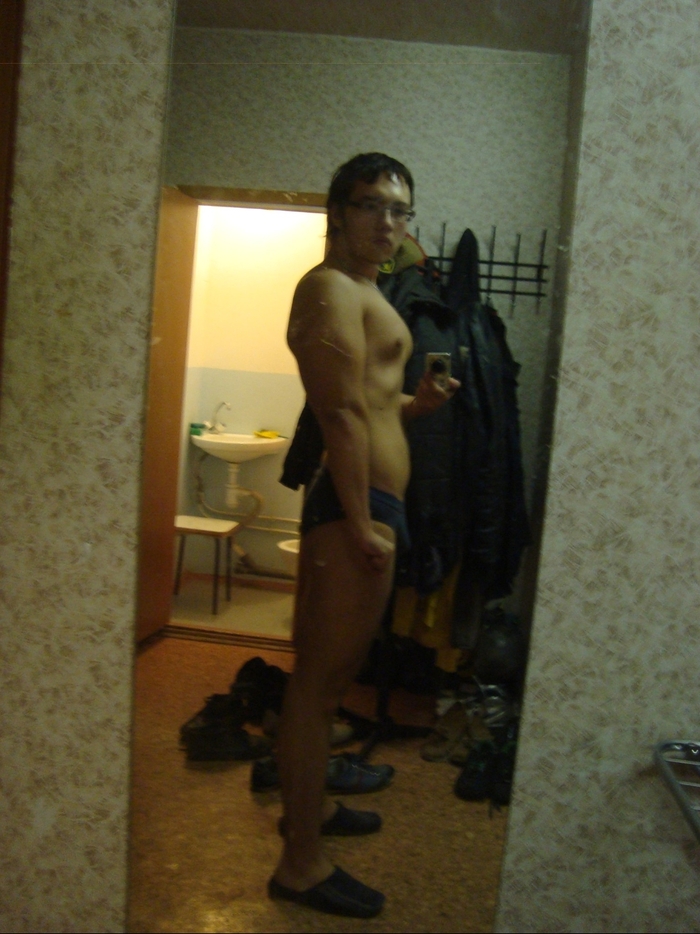 Общажные вайбы. Кстати тогда я считал себя жирным.