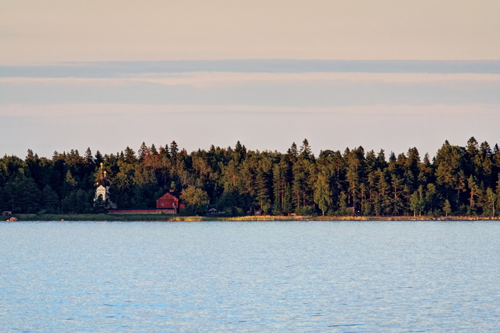   (<a href="https://pikabu.ru/story/ladozhskoe_ozero_11994492?u=https%3A%2F%2Fcommons.wikimedia.org%2Fwiki%2FFile%3ALake_Ladoga._Island_Konevets_P7170469_2200.jpg&t=%D0%BF%D0%BE%D0%BB%D0%BD%D0%BE%D1%80%D0%B0%D0%B7%D0%BC%D0%B5%D1%80&h=b339d9ea78b73c67a3899825e396c07c7ae95f5d" title="https://commons.wikimedia.org/wiki/File:Lake_Ladoga._Island_Konevets_P7170469_2200.jpg" target="_blank" rel="nofollow noopener"></a>)