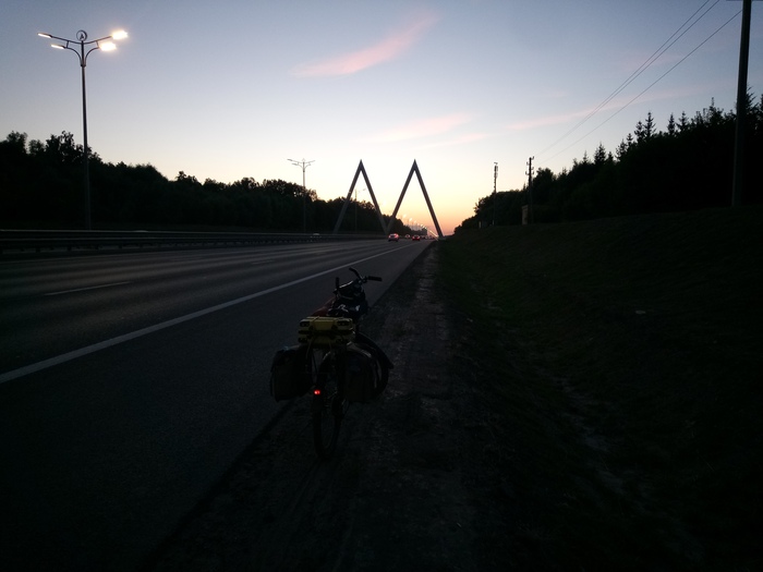 Ещё 18 км по развязкам, пешеходкам, перекрёсткам и буеракам.