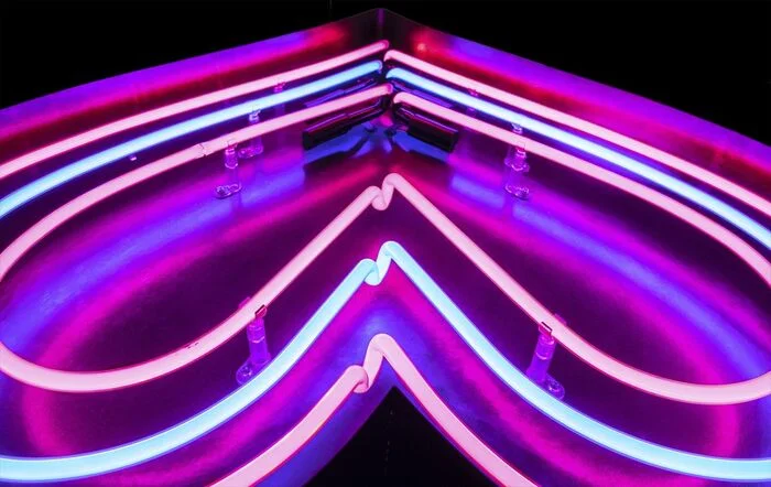 How is flexible neon different from traditional neon sign - Neon, Signboard