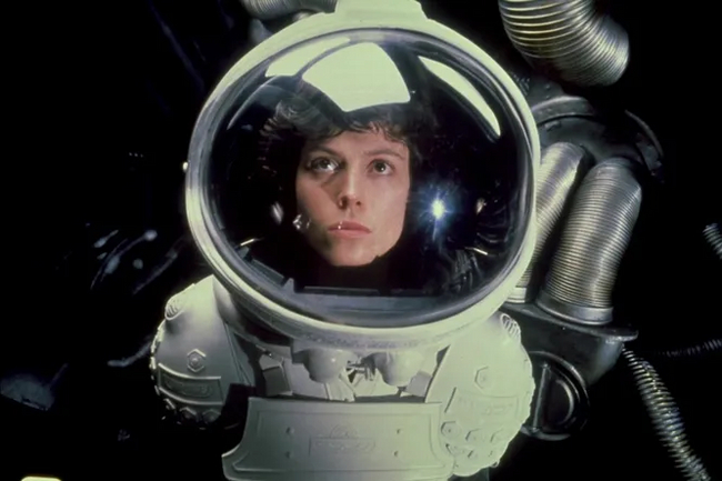 9    | Aliens      ,  , , ,  ,  ,  , , , , 