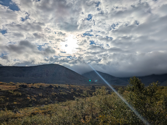 Гора Ферсмана в облаках