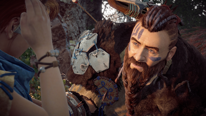 Это мой Батя, а может быть и нет. Прикольный мужик, учит меня охотится, выживать и не разговаривать с местными.....Похож на Кратоса.