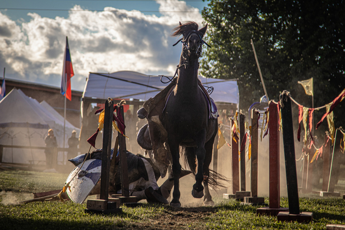 фото <a href="https://pikabu.ru/story/rekonstruktsii_srednevekovya_za_chto_ya_ikh_lyublyu_12005978?u=https%3A%2F%2Fvk.com%2Fphoto-73067060_457263436&t=%D0%BE%D1%82%D1%81%D1%8E%D0%B4%D0%B0&h=95f8806ac76d44c9be1661900f79c103f3ff95da" title="https://vk.com/photo-73067060_457263436" target="_blank" rel="nofollow noopener">отсюда</a>