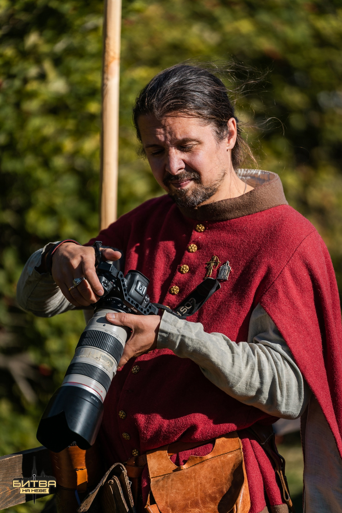 фото <a href="https://pikabu.ru/story/rekonstruktsii_srednevekovya_za_chto_ya_ikh_lyublyu_12005978?u=https%3A%2F%2Fvk.com%2Fphoto-73067060_457262891&t=%D0%BE%D1%82%D1%81%D1%8E%D0%B4%D0%B0&h=144c784e65c1170260995c83dd2343e56e4e1cf7" title="https://vk.com/photo-73067060_457262891" target="_blank" rel="nofollow noopener">отсюда</a>