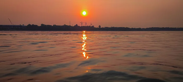 Orange Sky - My, Blagoveshchensk, Zeya, River, Amur region, Дальний Восток, Evening, Sunset, July, Heat, Mobile photography, Sky, Orange