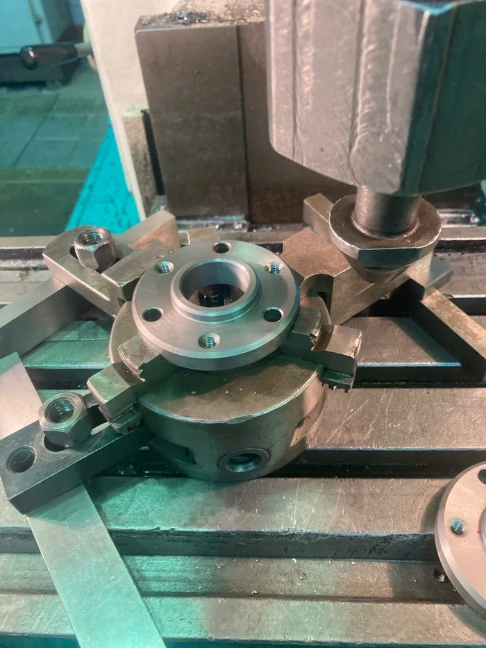 Congratulate myself, I am a milling machine operator - Factory, Exam, Trade, Longpost