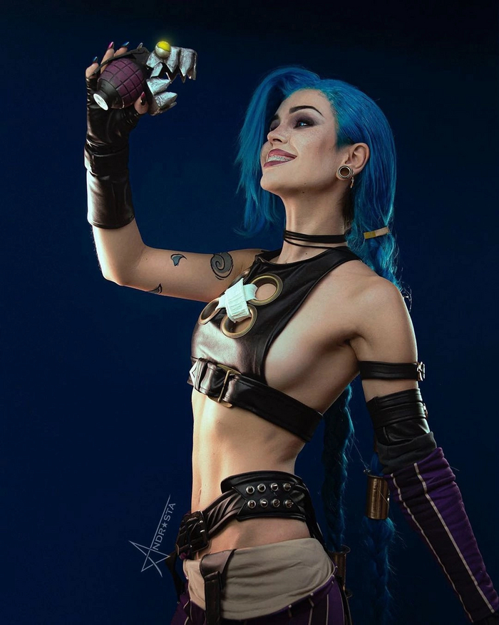  |        , Jinx, League of Legends,  , Arcane, , Riot Games, , Twitter (), 