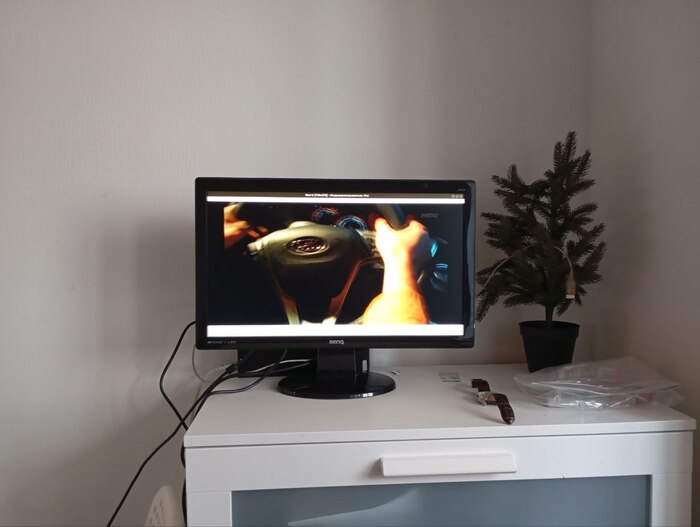 Монитор BENQ 22дюйма. И всего за 2000руб.