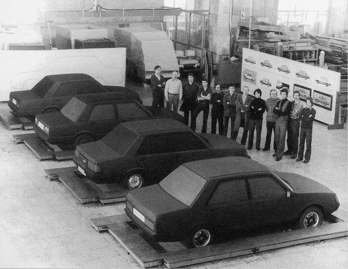       1981   . ,      ,    .