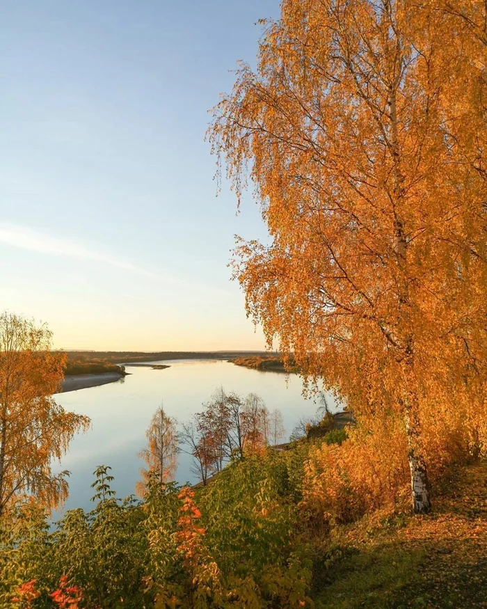 Осенний рассвет на берегу Вятки - Вятка, Река, Рассвет, Осень, Природа, Фотография