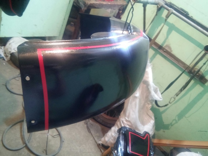 Здесь можно увидеть ступеньку.