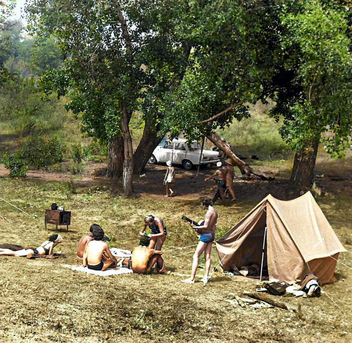 Подборка простых и потрясающих фотографий эпохи СССР. 20 раскрашенных фотографий, Часть XIV Старое фото, Историческое фото, Фотография, СССР, Детство в СССР, Сделано в СССР, 60-е, 70-е, 50-е, 80-е, Колоризация, Длиннопост