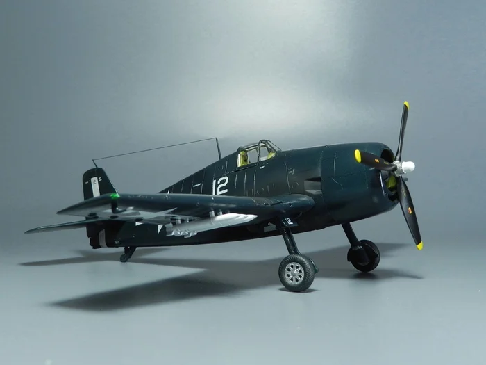 F6F-5 Hellcat. Eduard, 1/72 - Моё, Сборная модель, Моделизм, Военная авиация, Hellcat, F6f Hellcat, Фотография, Длиннопост