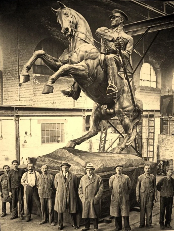 Austrian sculptor Heinrich Krippel in front of the monumental statue of Ataturk. Ankara, 1932 - History (science), Turkey, Ataturk, Sculpture