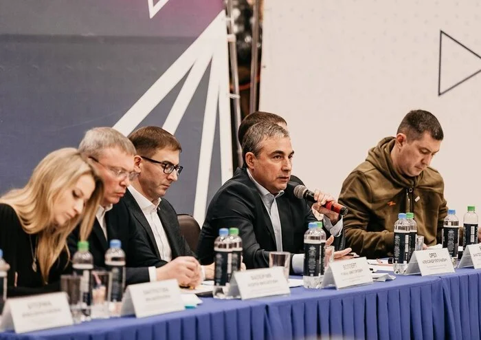 Acting Head of Korkino held a meeting with residents: gypsies, water, garbage, roads - news, Korkino, Chelyabinsk region, Gypsies, Meeting, Negative, Telegram (link)