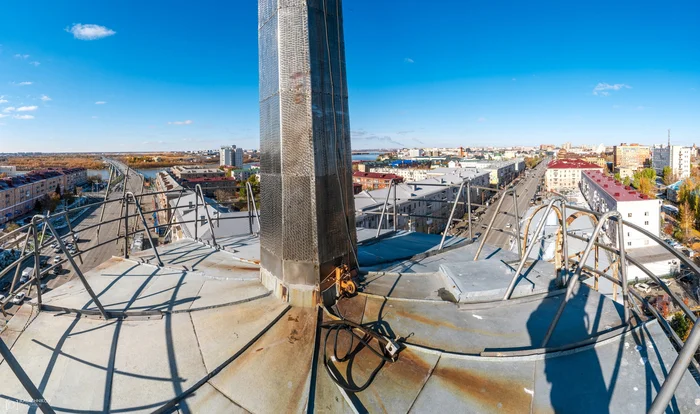 Views from the roof of the spire on Karl Marx Avenue 29 (Omsk) - My, The photo, Town, Russia, Omsk, Roof, Architecture, Bridge, Building, Longpost