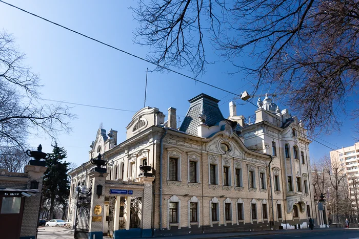 The Latyshev-Bakhrushin-Bardygin Estate - My, Architecture, History, Building, Modern, Moscow, Manor, Longpost