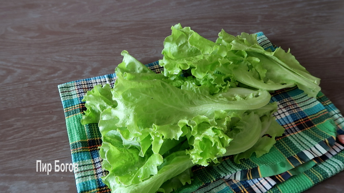 Красивый и вкусный салат на праздничный стол! Рецепт, Ингредиенты, Подача блюд, Салат с курицей, Слоеный салат, Салат, Праздничный стол, Длиннопост