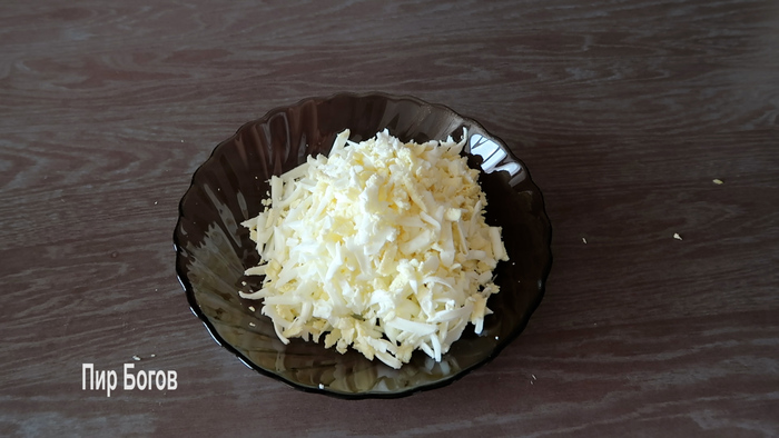 Красивый и вкусный салат на праздничный стол! Рецепт, Ингредиенты, Подача блюд, Салат с курицей, Слоеный салат, Салат, Праздничный стол, Длиннопост