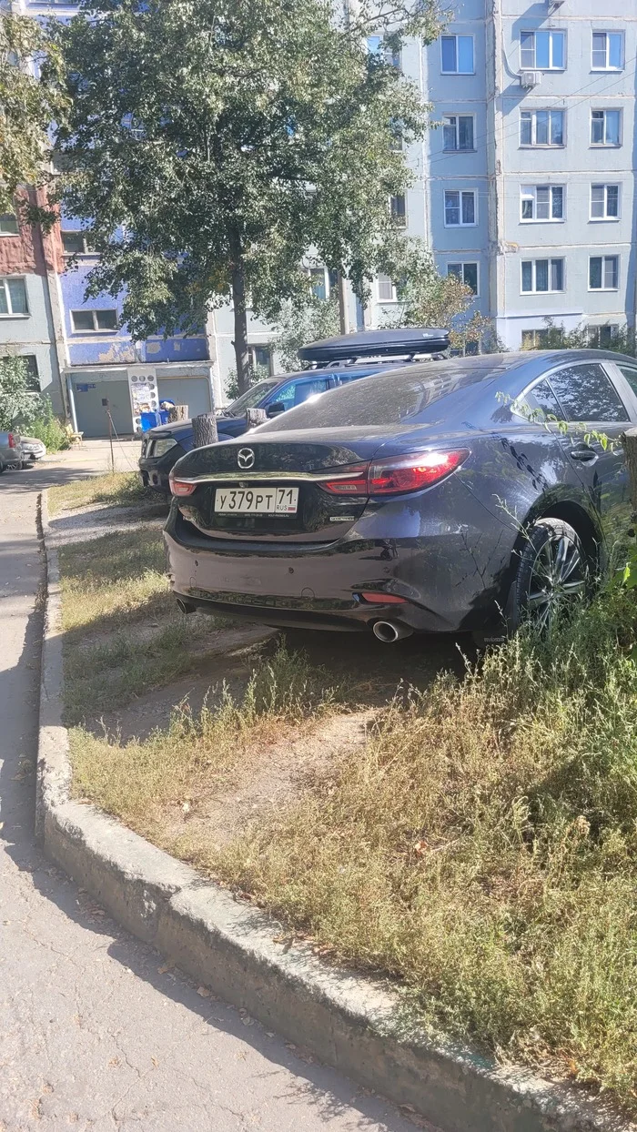 Reply to post Let's praise the owner of Porsche N699UV69 for parking on the sidewalk and lawn - My, Traffic rules, Violation of traffic rules, Gai, Неправильная парковка, Parking, Traffic fines, Tula, Beautification, Longpost, Reply to post