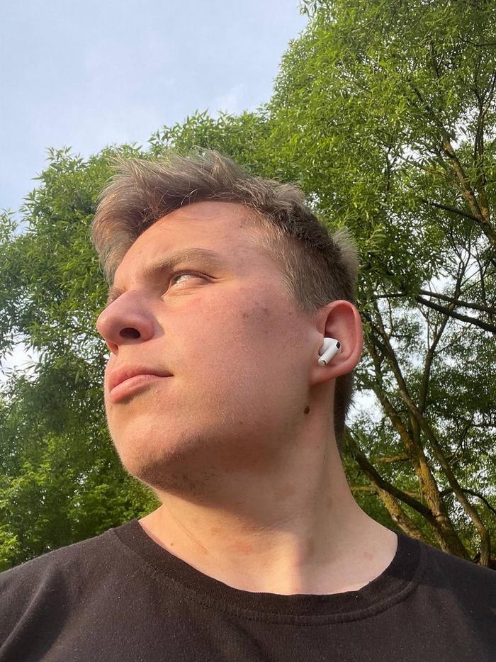 Sasha Rayser - Блогер, создатель команды блогеров "Мы ворвались Production!" Настоящее имя: Александр Ирхин