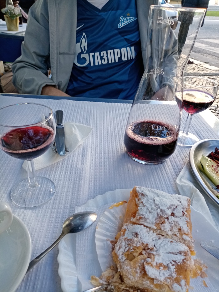 Ответ на пост «Странные люди в Европе»