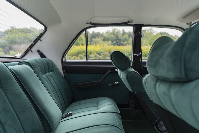     .   ,  .   .     - ,   