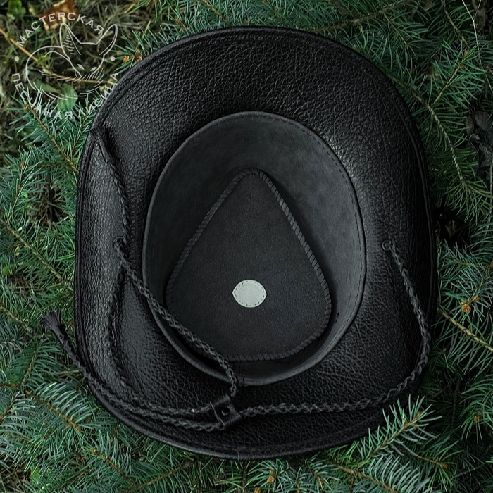    (Red Dead Redemption 2)