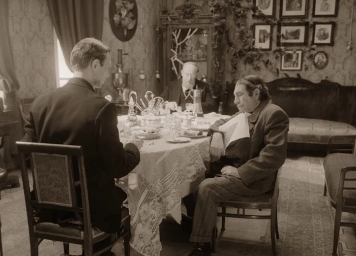 Tureen! - My, Emotions, People, Soup, Serving dishes, Food, Dinner, Table, Serving, Tableware, Male, Kitchen, dog's heart, Movies, Soviet cinema, Michael Bulgakov, Cooking, Intelligentsia, Question