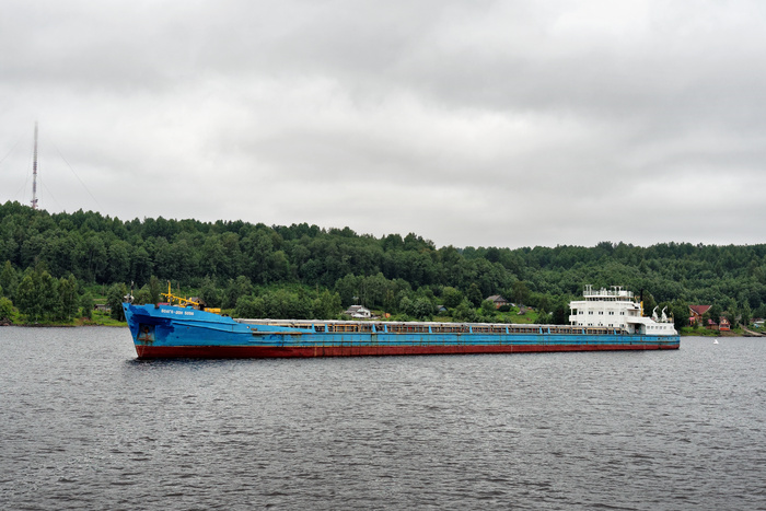 Сухогруз "Волго-Дон 5056" (<a href="https://pikabu.ru/story/svir_12029206?u=https%3A%2F%2Fcommons.wikimedia.org%2Fwiki%2FFile%3ASvir_River._Volgo-Don_5056_P7210763_2200.jpg&t=%D0%BF%D0%BE%D0%BB%D0%BD%D0%BE%D1%80%D0%B0%D0%B7%D0%BC%D0%B5%D1%80&h=5bf892fe43e536be54a61fae2bdb9e05527b283f" title="https://commons.wikimedia.org/wiki/File:Svir_River._Volgo-Don_5056_P7210763_2200.jpg" target="_blank" rel="nofollow noopener">полноразмер</a>)