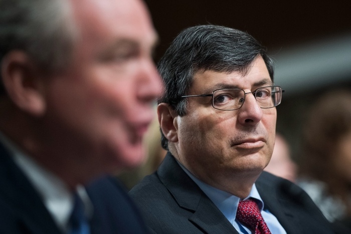           2019            - . :  /CQ Roll Call