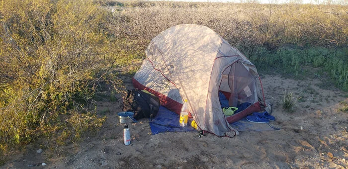 Салат Мимоза в Аргентинском городе Ньюкен - Моё, Одиночное путешествие, Велопутешествие, Южная Америка, Велосипед, Путешествия, Аргентина, Дорога, Велопрогулка, Анды, Велосипедист, Патагония, Длиннопост, Велоспорт, Доброта