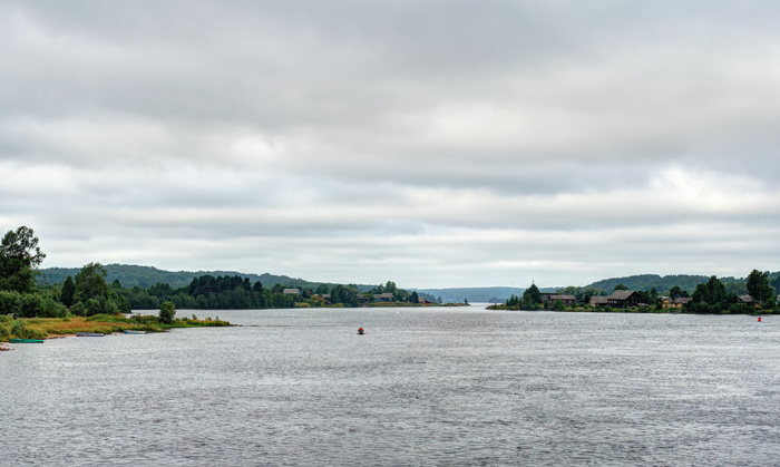 Впадение реки Важинка в реку Свирь (<a href="https://pikabu.ru/story/svir_12032335?u=https%3A%2F%2Fcommons.wikimedia.org%2Fwiki%2FFile%3ASvir_River_P7210806_2200.jpg&t=%D0%BF%D0%BE%D0%BB%D0%BD%D0%BE%D1%80%D0%B0%D0%B7%D0%BC%D0%B5%D1%80&h=e6182b56606e773efd7b5f6e777621beef35ec39" title="https://commons.wikimedia.org/wiki/File:Svir_River_P7210806_2200.jpg" target="_blank" rel="nofollow noopener">полноразмер</a>)
