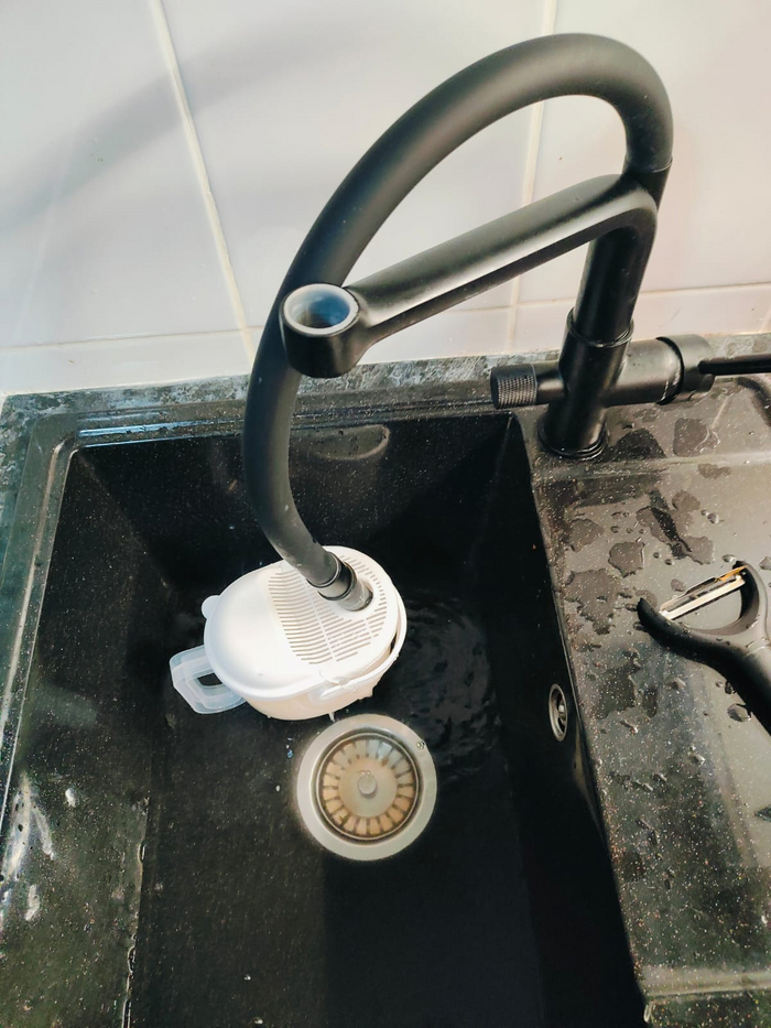 Промываю рис, до чистой воды.