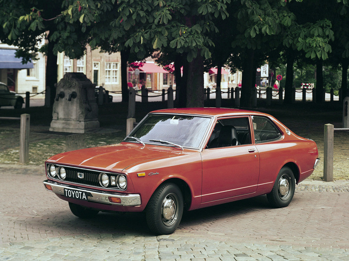 Toyota Carina 1600 2-door Limousine EU-spec (TA12) '197475