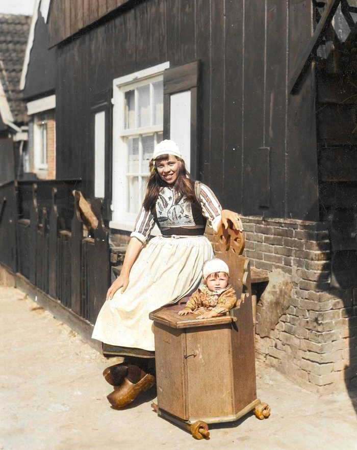 Осколки истории : Интересные и редкие ретро-фотографии Европы. 20 раскрашенных фотографий ХХ века. Часть XII Старое фото, Историческое фото, Фотография, Европа, 20 век, Германия, Франция, Греция, Нидерланды (Голландия), Дания, Австрия, Италия, Колоризация, Длиннопост