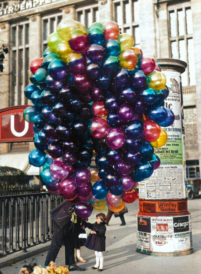 Осколки истории : Интересные и редкие ретро-фотографии Европы. 20 раскрашенных фотографий ХХ века. Часть XII Старое фото, Историческое фото, Фотография, Европа, 20 век, Германия, Франция, Греция, Нидерланды (Голландия), Дания, Австрия, Италия, Колоризация, Длиннопост