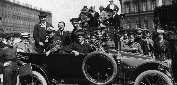 Drivers' Morals in the USSR: How the Automobile Issue Spoiled Everyone - Auto, История России, History (science), Car history, Российская империя, Inventions, Want to know everything, Retro car, Technics, Revolution, October Revolution, Engine, Military history, Made in USSR, the USSR, Longpost