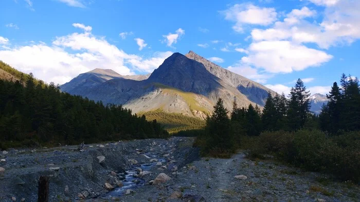 This is why I go to the mountains. - My, beauty, Nature, The mountains, Altai Republic, Hike, Mountain tourism, Beautiful view, Lake, Camping, Longpost