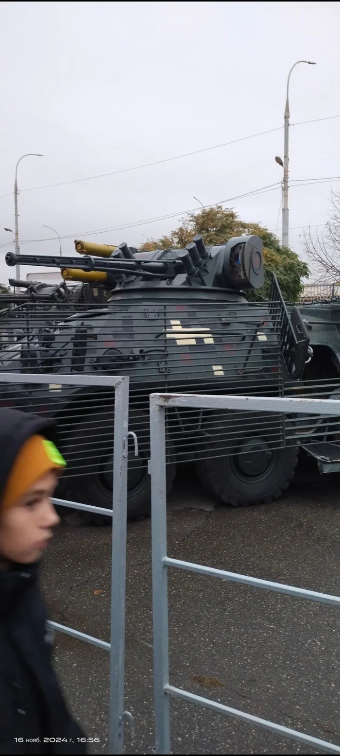Выставка подбитой техники ВСУ - Моё, Украина, ВСУ, Длиннопост, Спецоперация, Политика