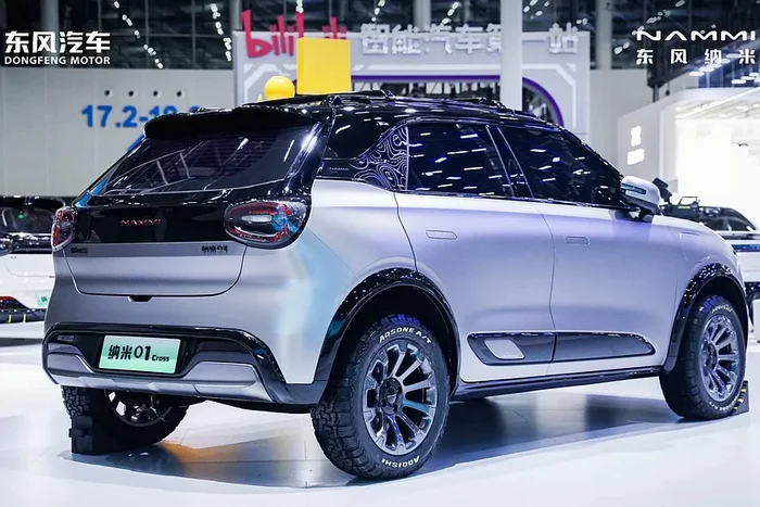 Стильный бюджетный хэтчбек Nammi 01 от Dongfeng превратился в кроссовер - Китайские авто, Авто, Хэтчбэк, Кроссовер, Электромобиль, Гуанчжоу, Длиннопост