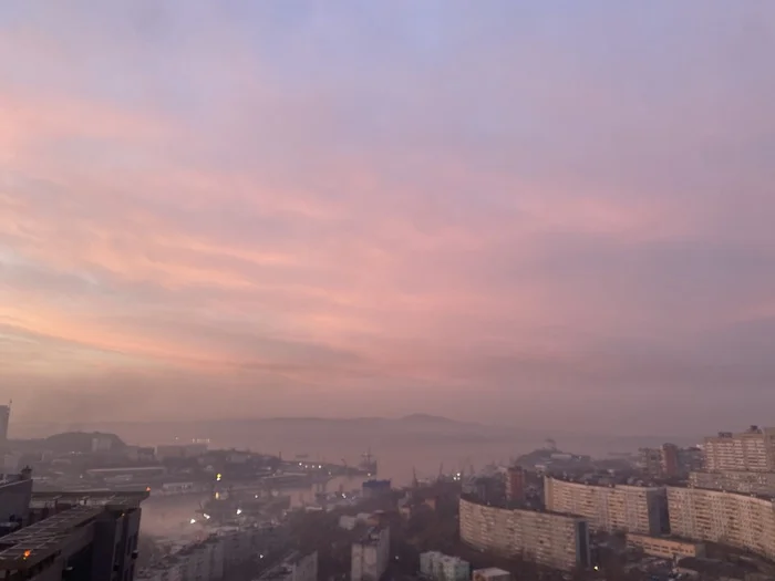 Dawn, Vladivostok - My, Mobile photography, Street photography, dawn, Vladivostok, Landscape, Town