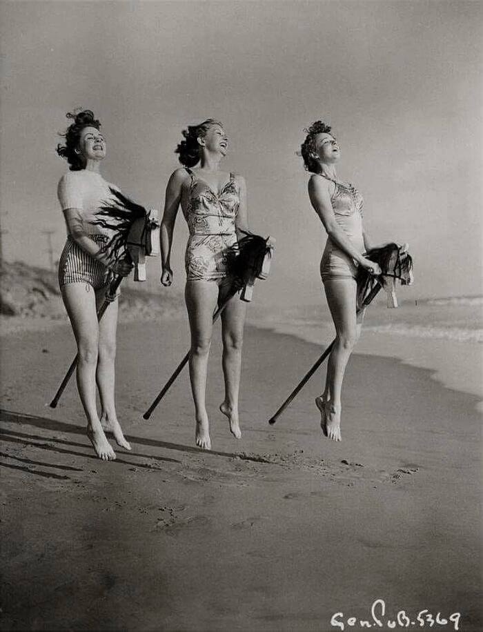 Hobbyhorsing: the beginning. :) - Beach, Women, Hobbyhorsing, 50th, Black and white photo